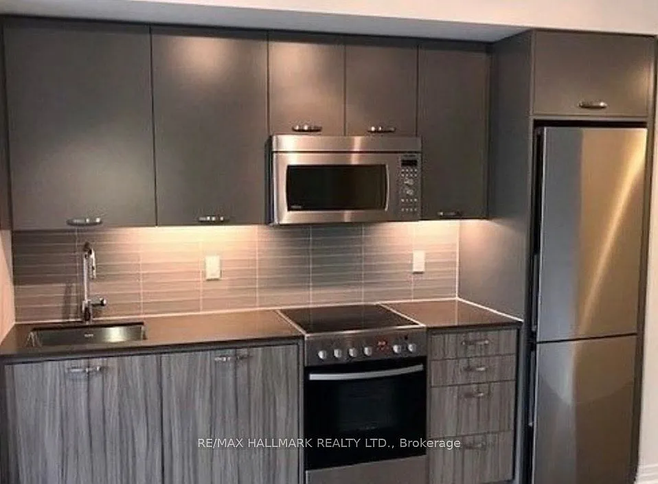 Building Photo - 2301 Danforth Ave #401