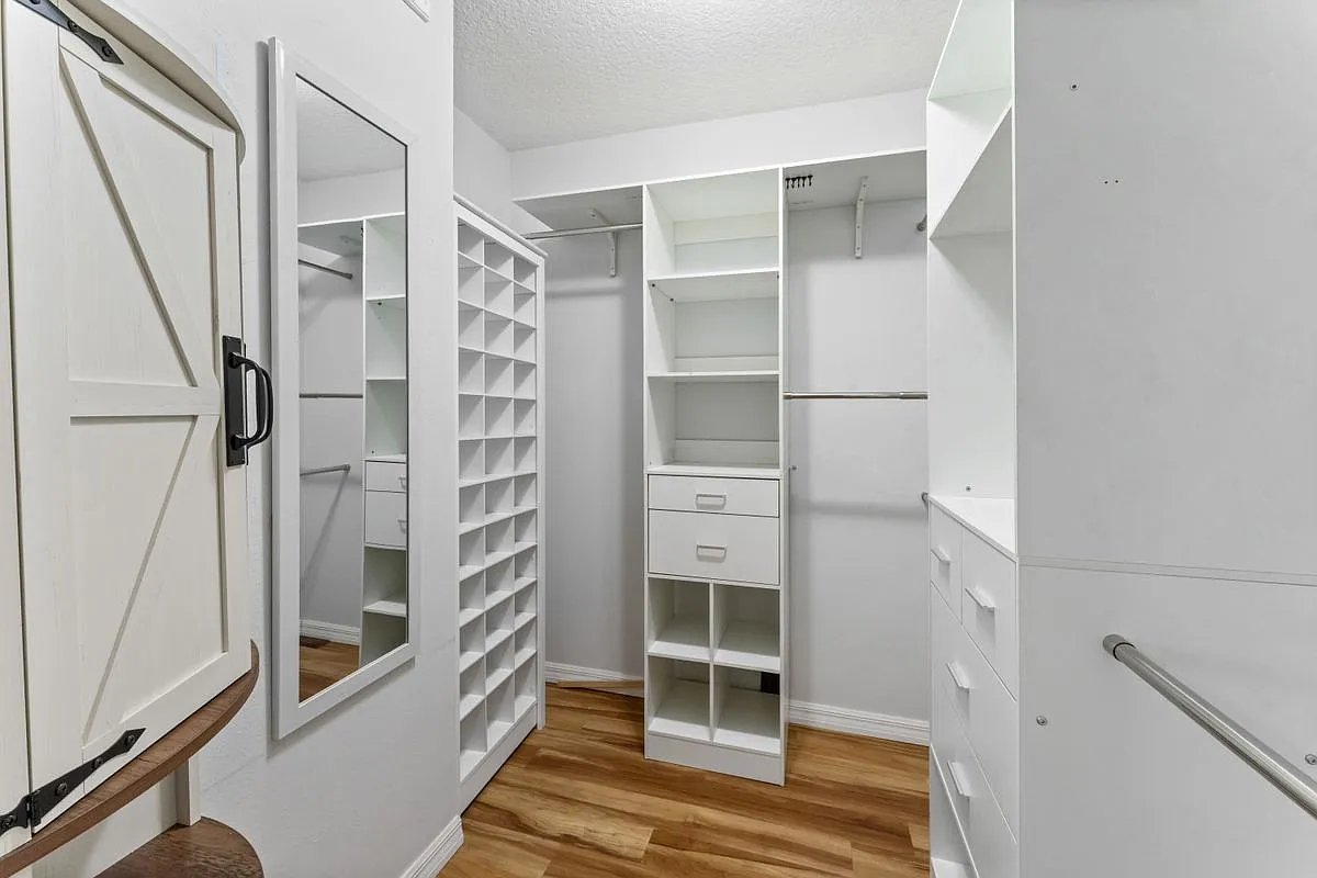 2 bed, 2.0 bath, 1753 sqft, $2,500 — Photo 4