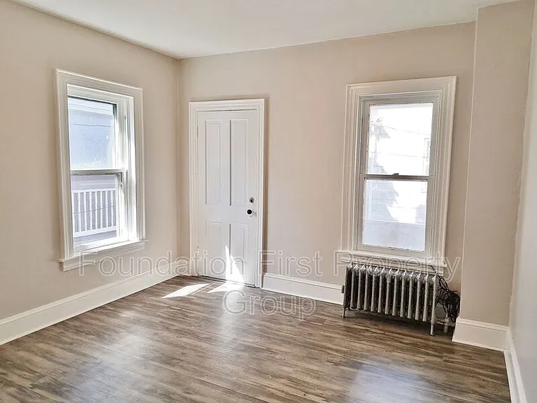 29 Fulton St — Photo 10