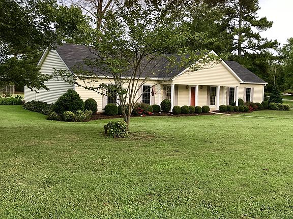 2nd image of 100 Oakwood Dr