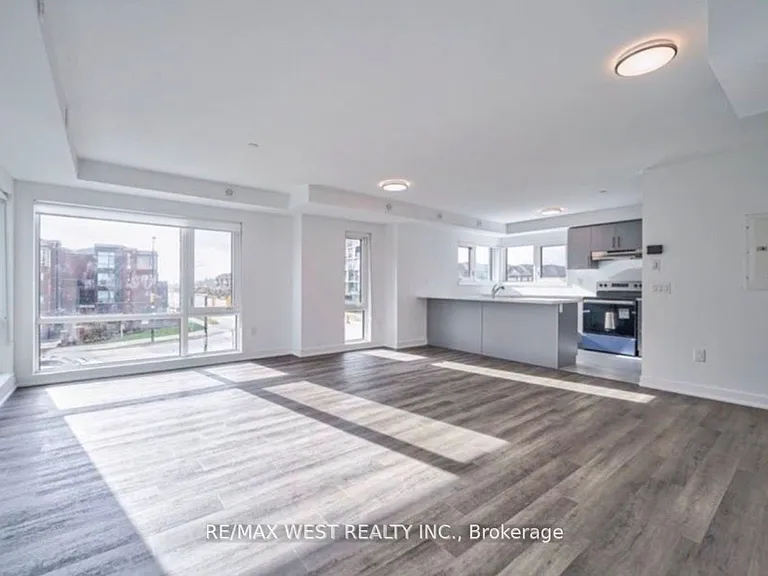 185 Veterans Dr — Photo 10
