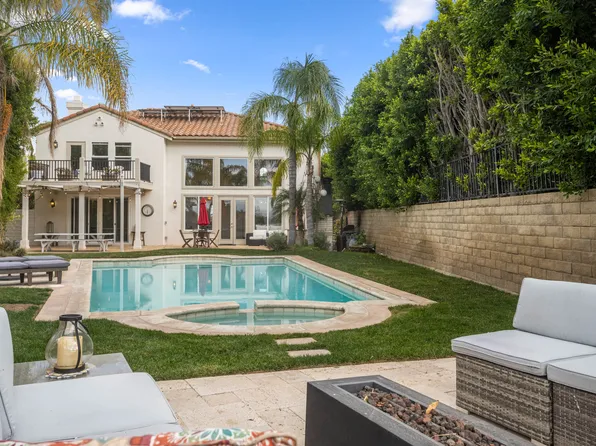 25815 Raleigh Ln, Stevenson Ranch, CA 91381