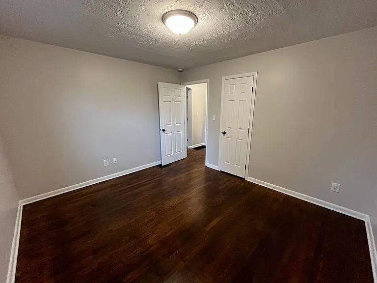 4964-4976 Fuller Dr — Photo 7