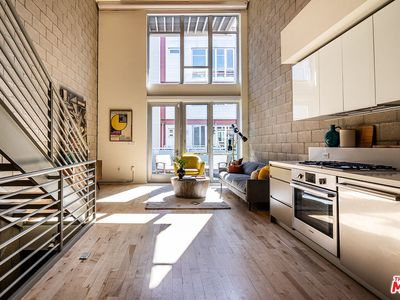 3450 Cahuenga Blvd W APT 405, Los Angeles, CA, 90068