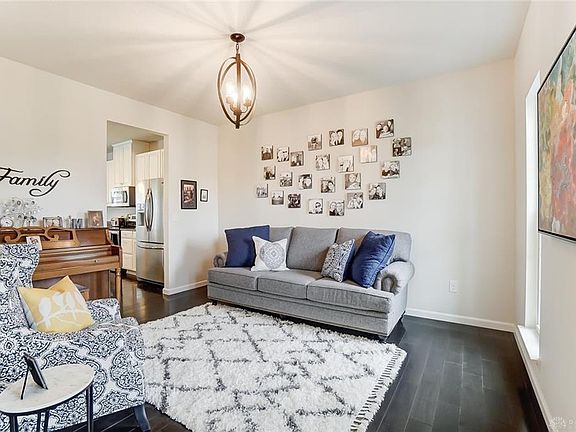 5th image of 1726 Sunny Brook Dr