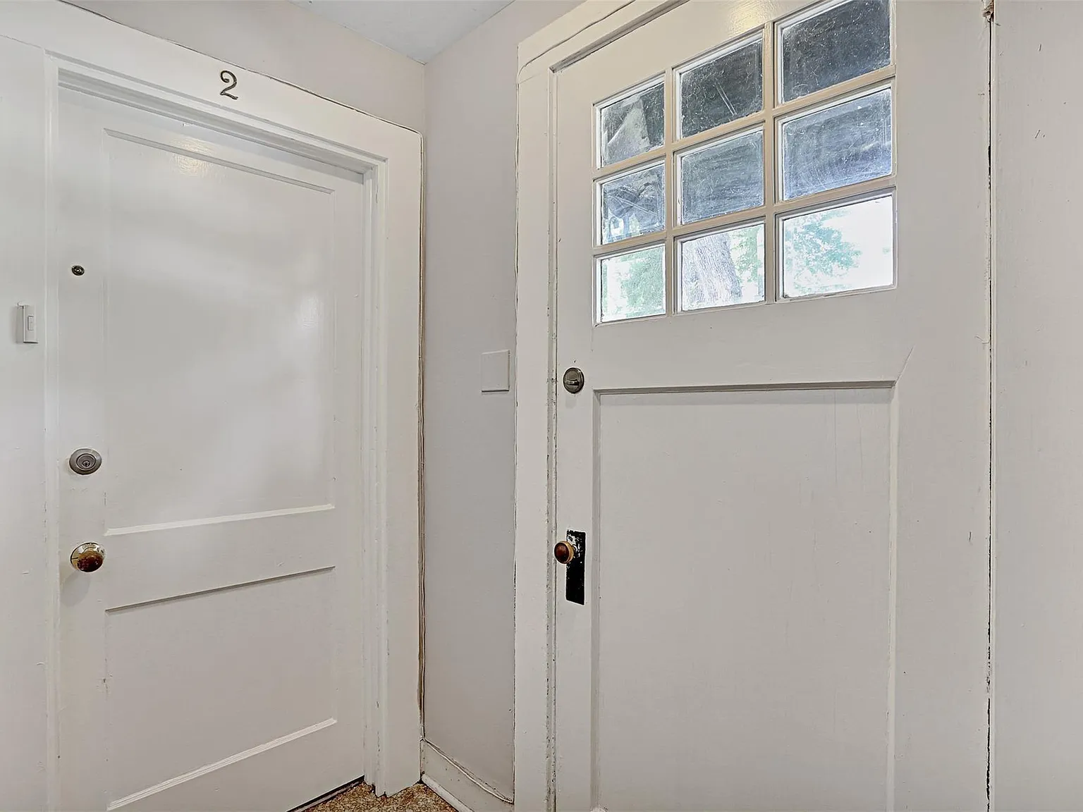 1 bed, 1.0 bath, 2880 sqft, $1,250 — Photo 4