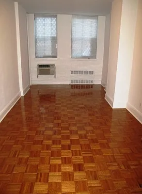 Rented by 4 Points Properties | media 18