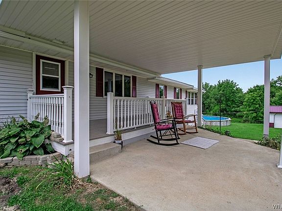 4th image of 2293 Thomas Rd