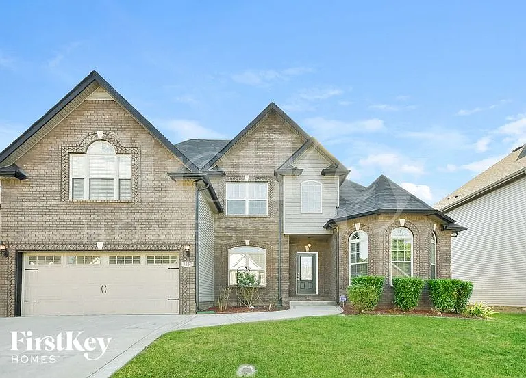 3352 Melissa Ln — Photo 1