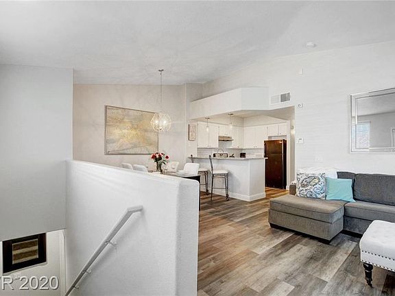 3rd image of 9901 Trailwood Dr APT 2097