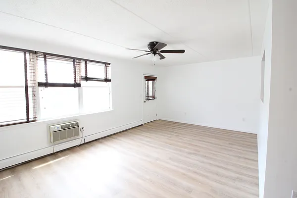 Rented by True Real Estate Group | media 13