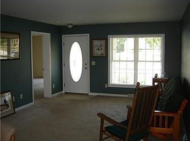 4th image of 103 Frank's Cir