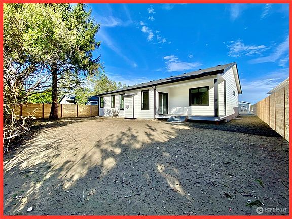 5th image of 951 Texmar Avenue SW