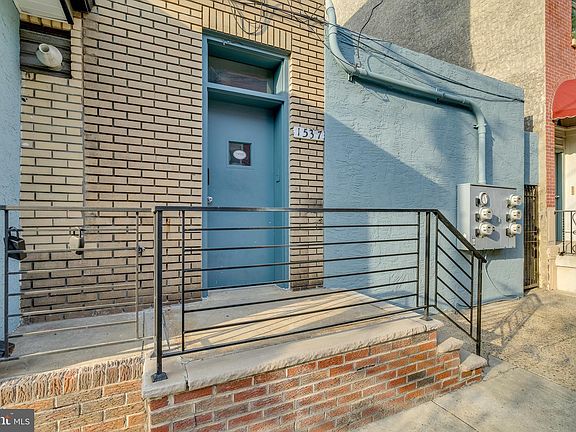 2nd image of 1537 S 6th St #3R