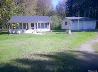 1591 N Branch Rd, North Branch, MI 48461