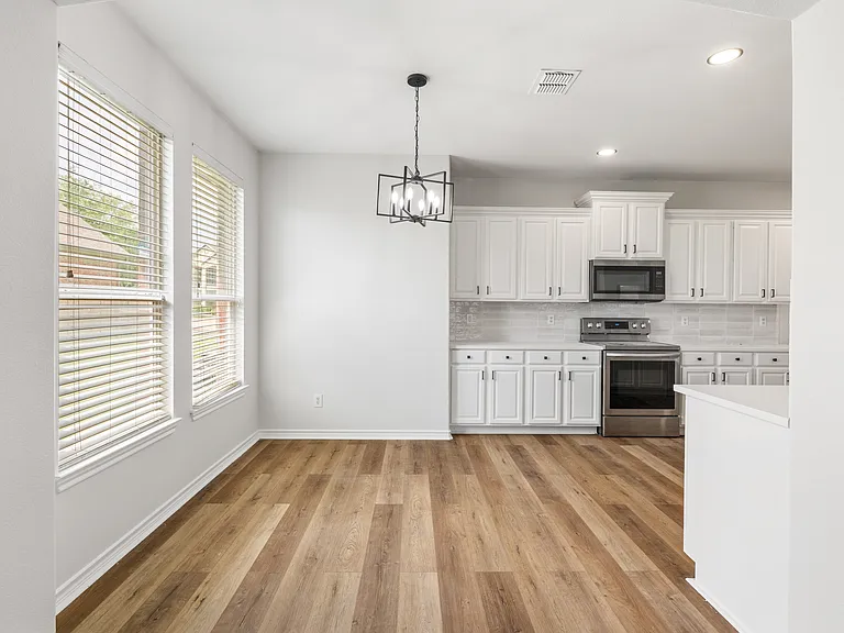 1738 Rock Ridge Dr — Photo 11