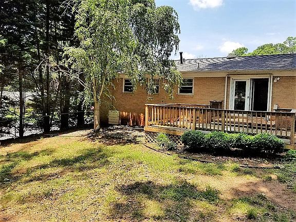 5th image of 605 May Ct