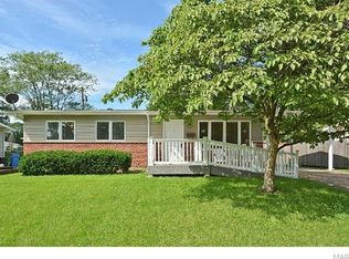 1450 Estes Dr, Florissant, MO 63031