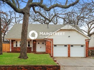 8112 NW 30th St, Bethany, OK 73008