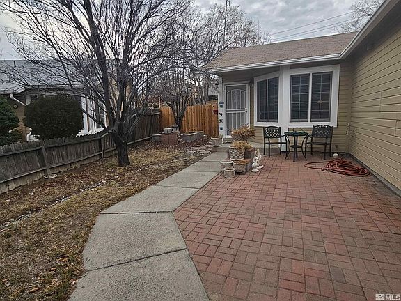 2nd image of 7185 Lindsey Ln