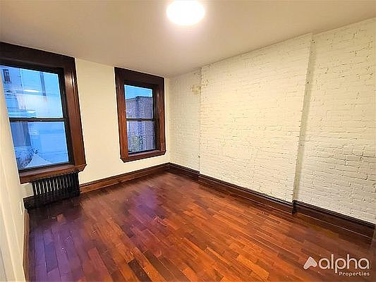 1st image of 1095 2nd Ave #4RN