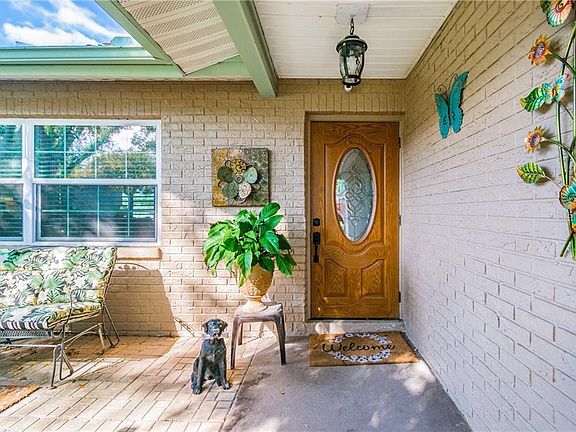 5th image of 6730 Bonnie Bay Cir
