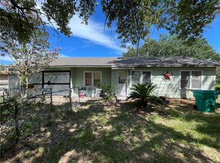 249 N 10th St, Aransas Pass, TX 78336