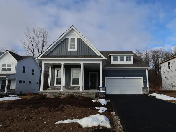 116 Ruby Rd, Pataskala, OH 43062