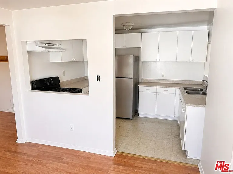 5966 Benner St — Photo 15