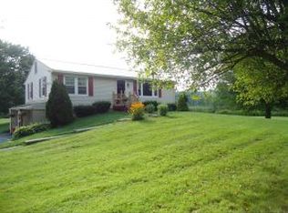 24 Town Line Rd, Bennington, VT 05201
