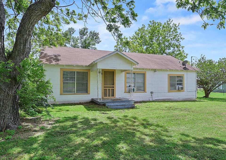 510 W Hunt St, Bremond, TX 76629 MLS 62256706 Zillow