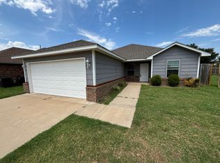 1001 SW 13th St, Moore, OK 73160