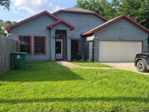 8161 Snowden St, Houston, TX 77028