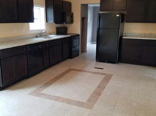 171 Middle View Dr, Fenton, MO 63026