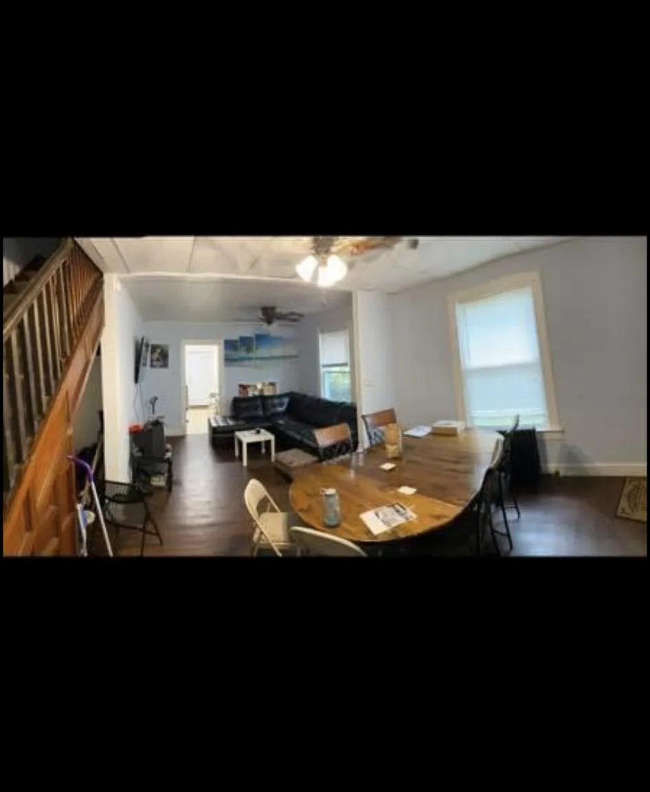 59 Leroy St — Photo 3