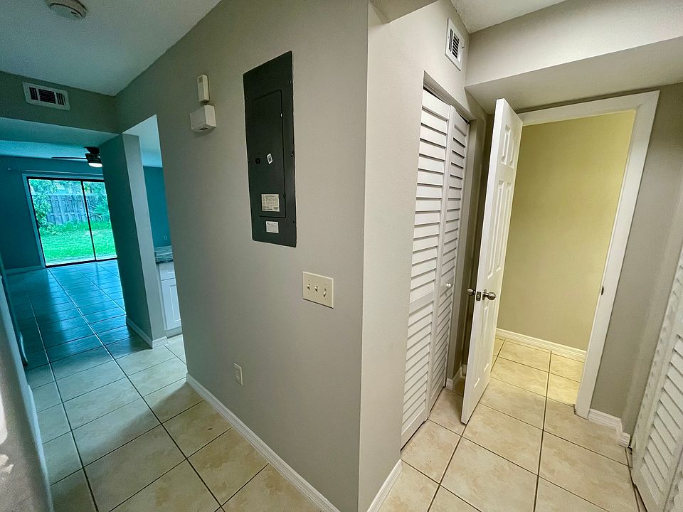 1st image of 15 Florida Park Dr N APT 5