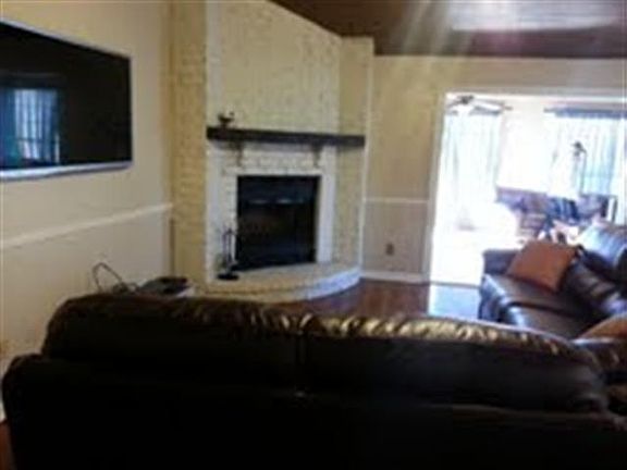 4th image of 6085 Windsong Dr
