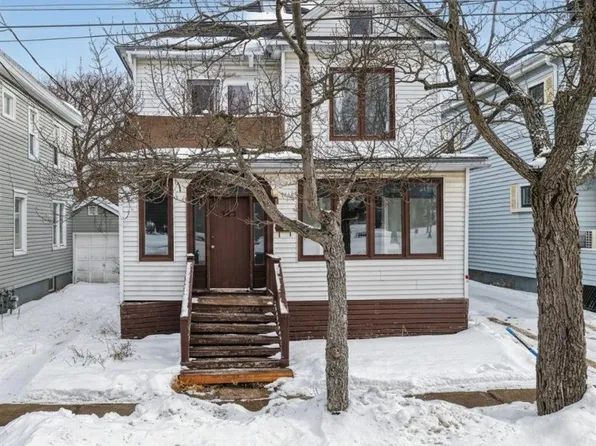 225 Weldon St, Moncton, NB E1C 5W7