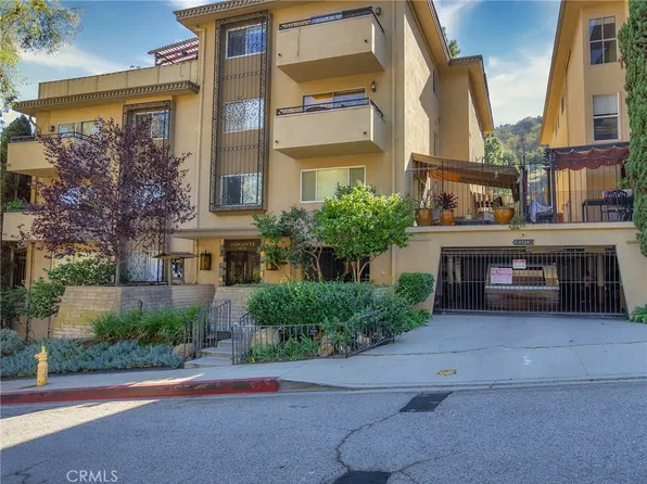 6724 Hillpark Dr APT 302, Los Angeles, CA 90068