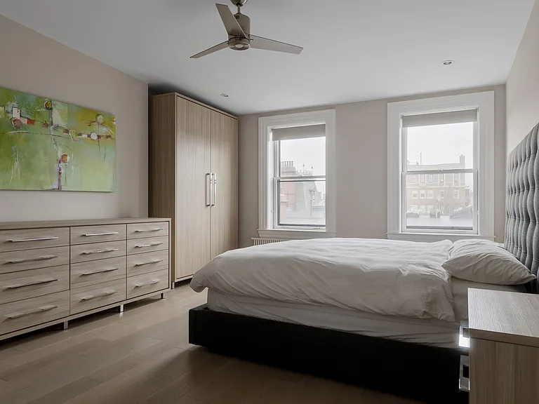135 Commonwealth Ave #Penthouse 7/8 — Photo 23