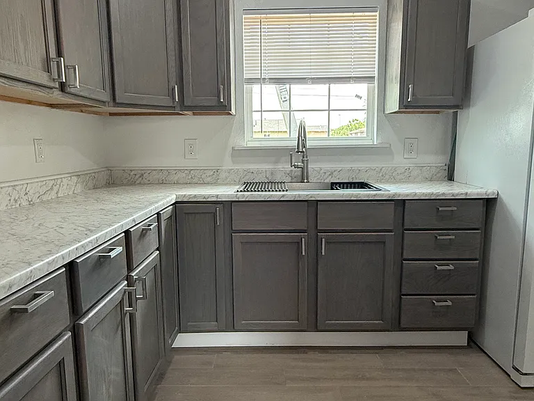 1324 E Oakhurst St — Photo 5