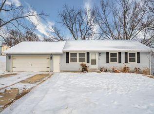 304 E Sycamore St, Anamosa, IA 52205