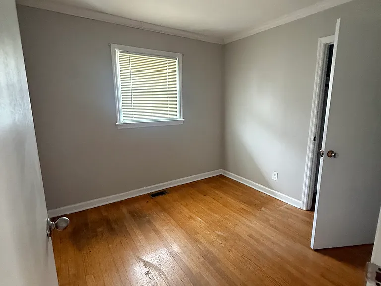 204 Gregory Ave #A — Photo 9
