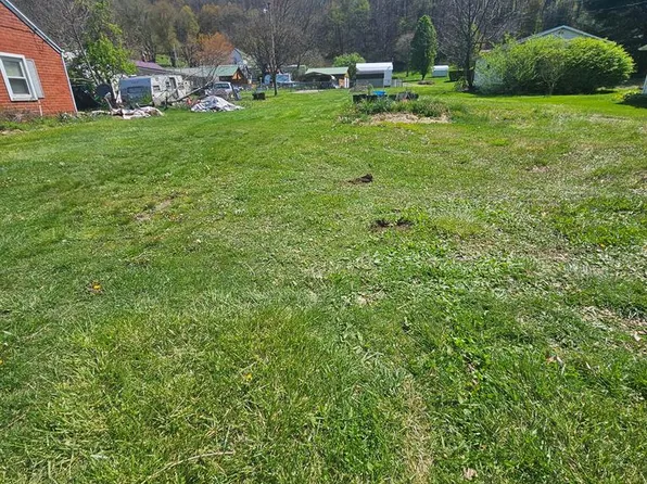 118 Damascus Dr, Damascus, VA 24236