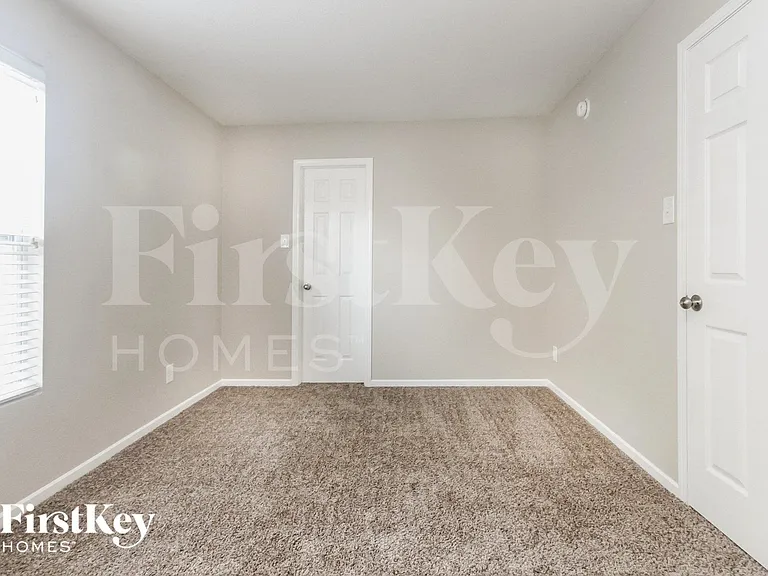 8419 Burket Way — Photo 12