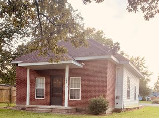 133 N Vine St, Marshfield, MO 65706