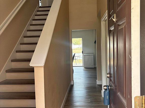 2nd image of 2127 SOTTERLEY Lane