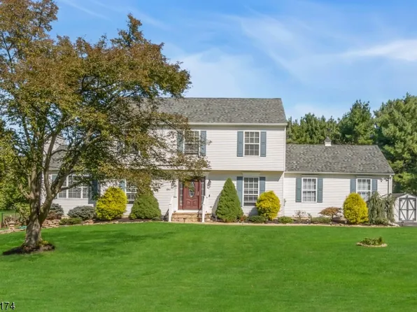 1 CopperField Dr, Franklin Twp., NJ 07882