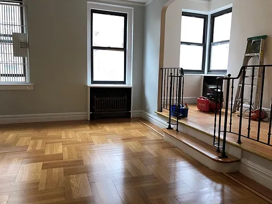 Rented by Sovereign Associates | media 9