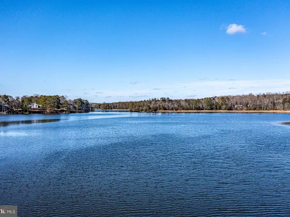 112 Canvasback Ln, Heathsville, VA 22473